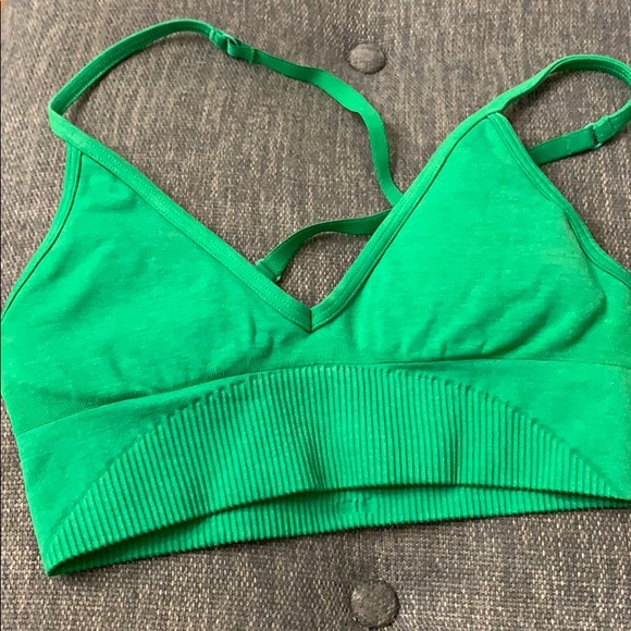 Lululemon sports bra - Picture 1 of 3